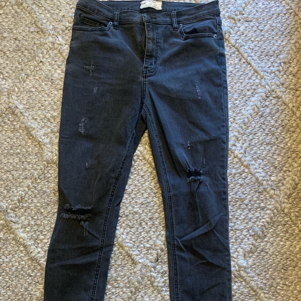 Free People Jeans Great Heights Frayed Size 30 Skinny Crop Black Boho Fringe Hem